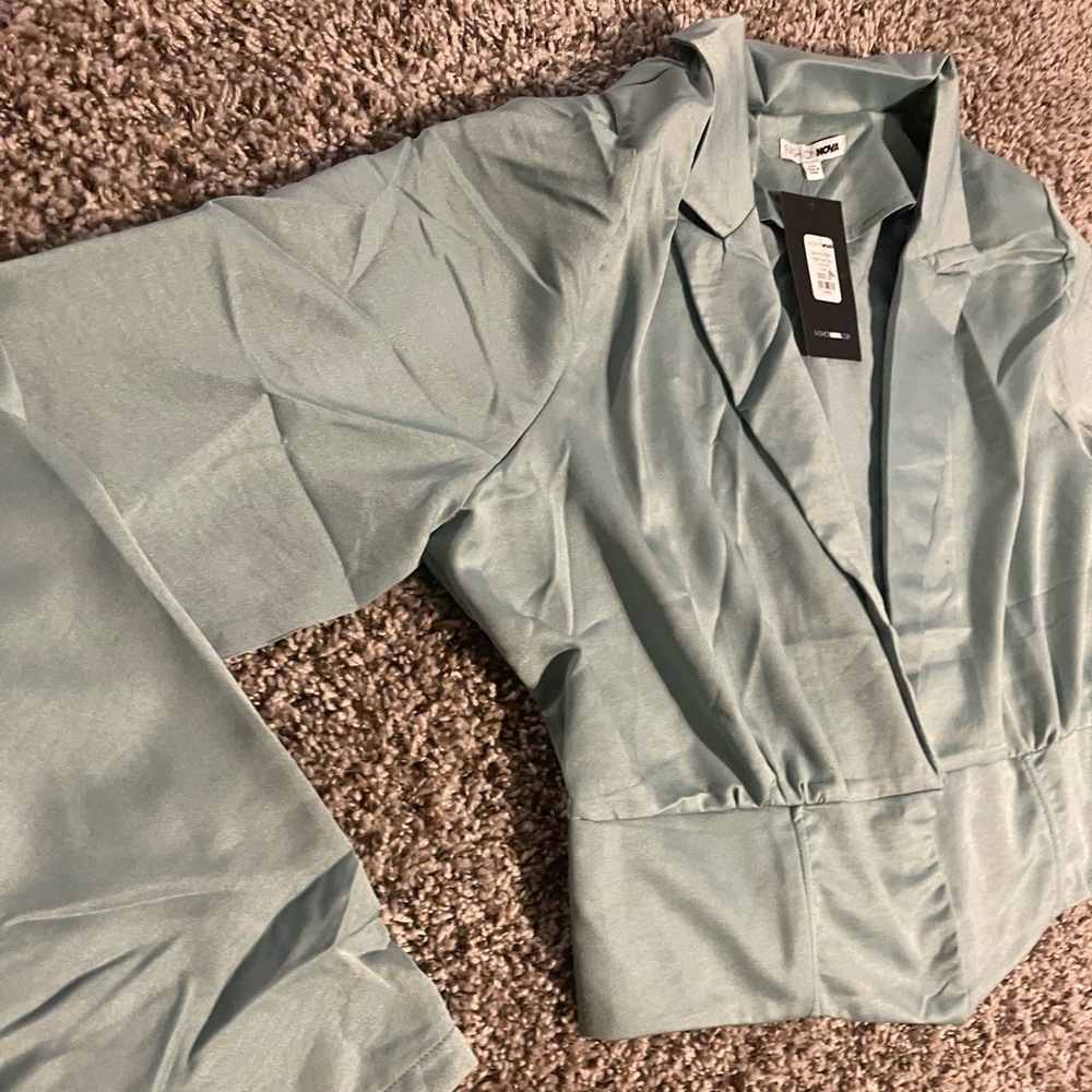 PLUS SIZE Crop blouse. BRAND NEW